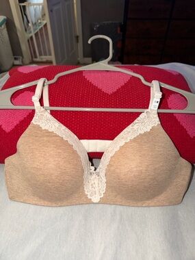 WEAR EVERYWHERE™ LIGHTLY LINED WIRELESS BRA